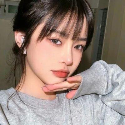 黑夜中的玻璃人偶