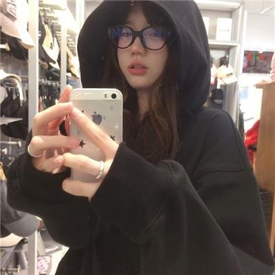美女来了